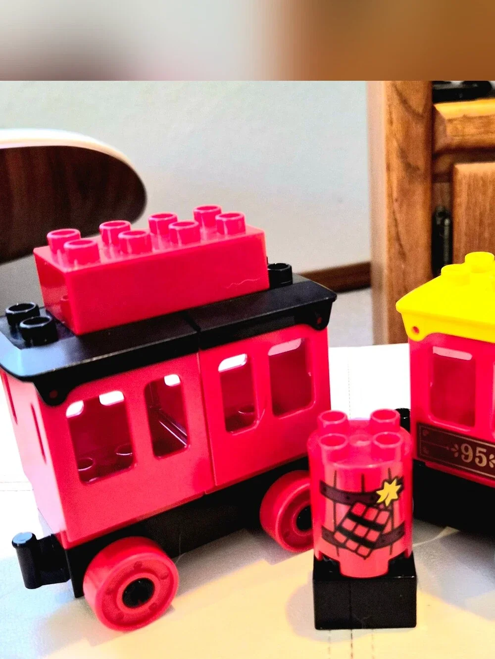 Lot Of Duplo Legos Awesome Condition! Train Pieces 8 In All.